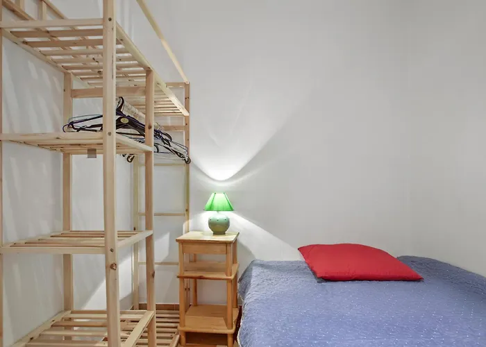 Proche لو لا فاندو