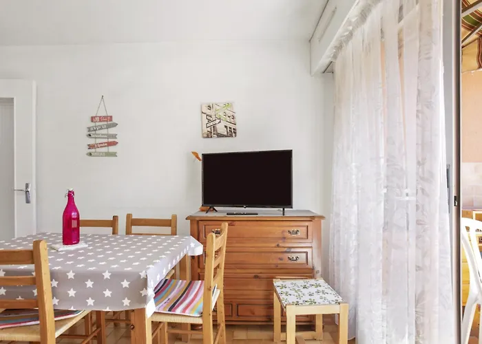 Proche لو لا فاندو